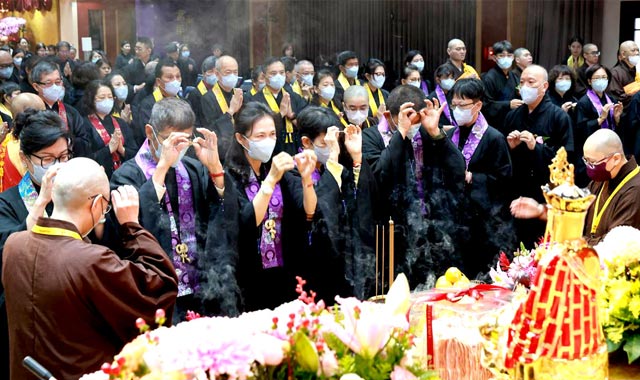 華嚴法會圓滿願心成海 全球信眾共讀341部華嚴經